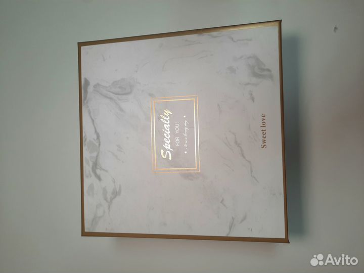 Подарочный набор (подарочный бокс)