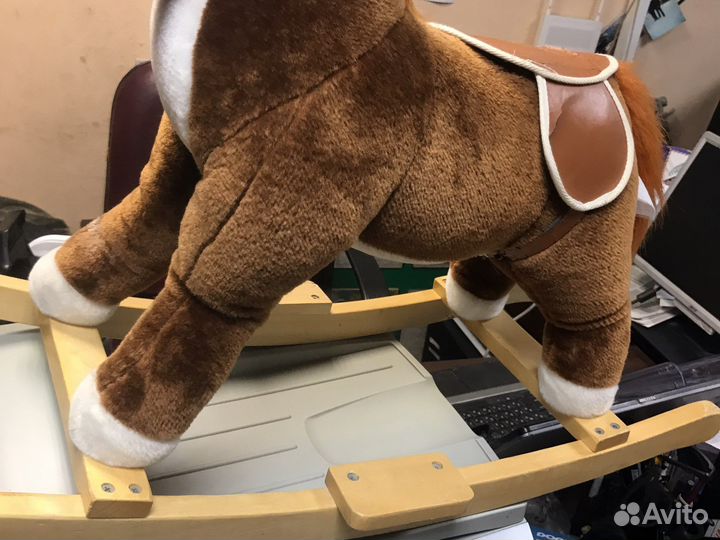 Конь качалка