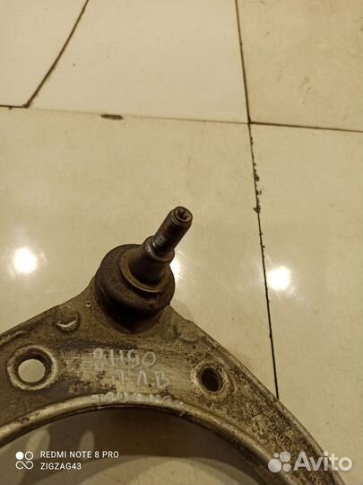 Рычаг подвески(передний левый верхний)