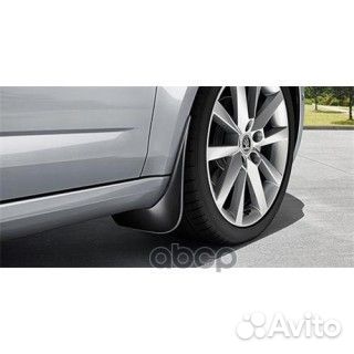 Брызговики пер. skoda octavia 5E0075111 VAG