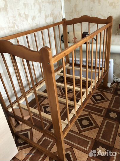 Детская кроватка