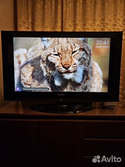 Телевизор samsung