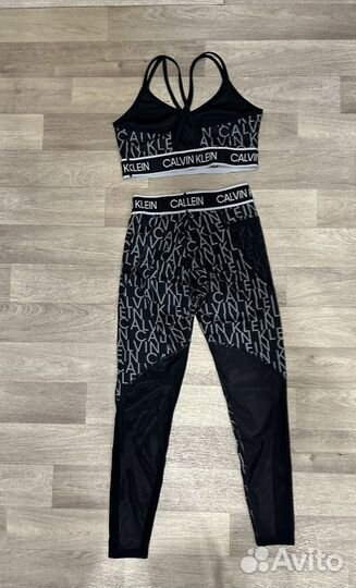 Костюм спортивный