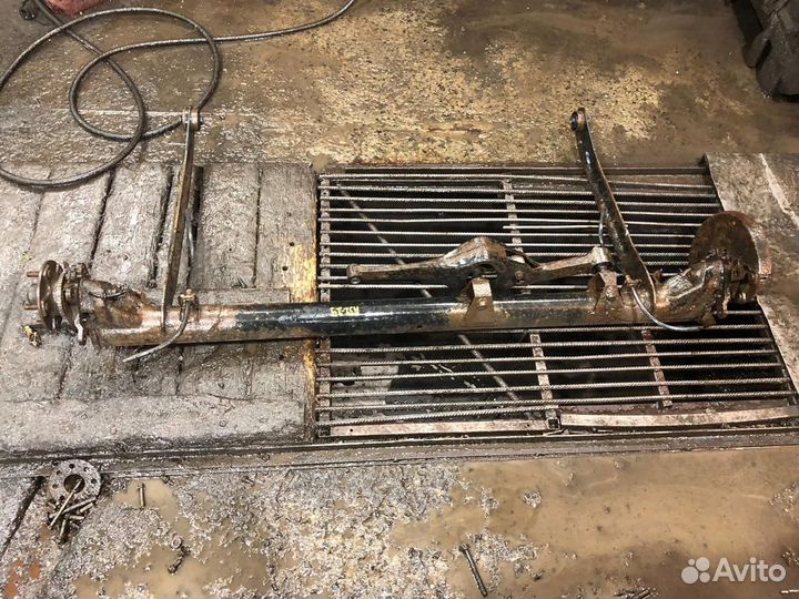 Балка задняя nissan cefiro A32