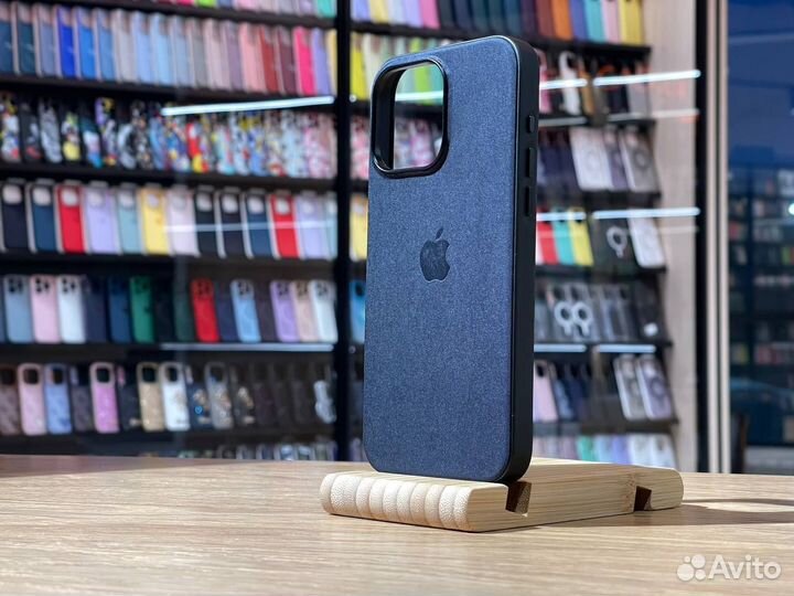 FineWoven MagSafe на iPhone 15 Pro Max