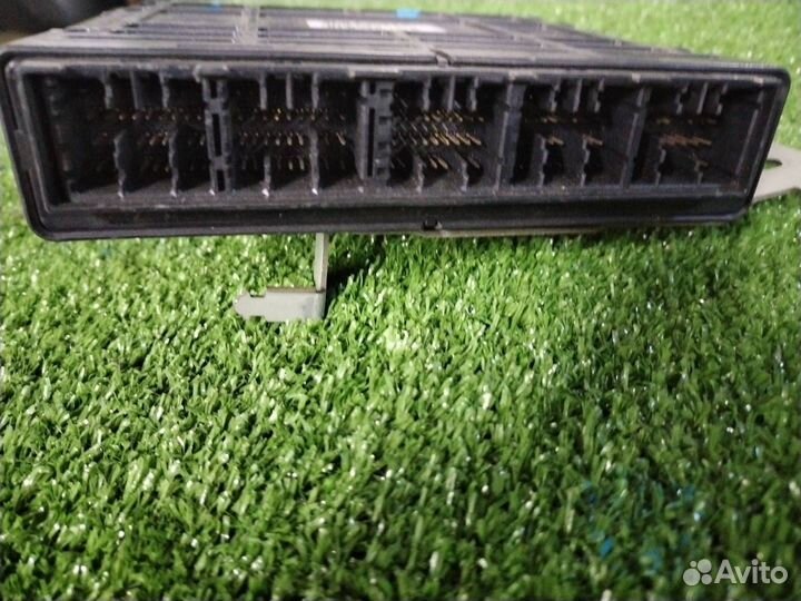 Блок управления двс Mitsubishi Airtrek CU5W