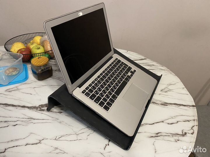 Подставка для ноутбука и планшета