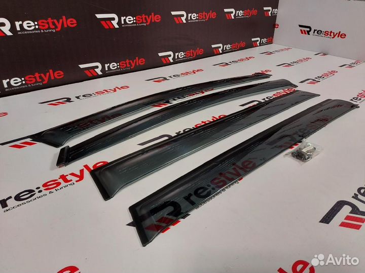 Ветровики Toyota Ipsum 02-06г Kanglong