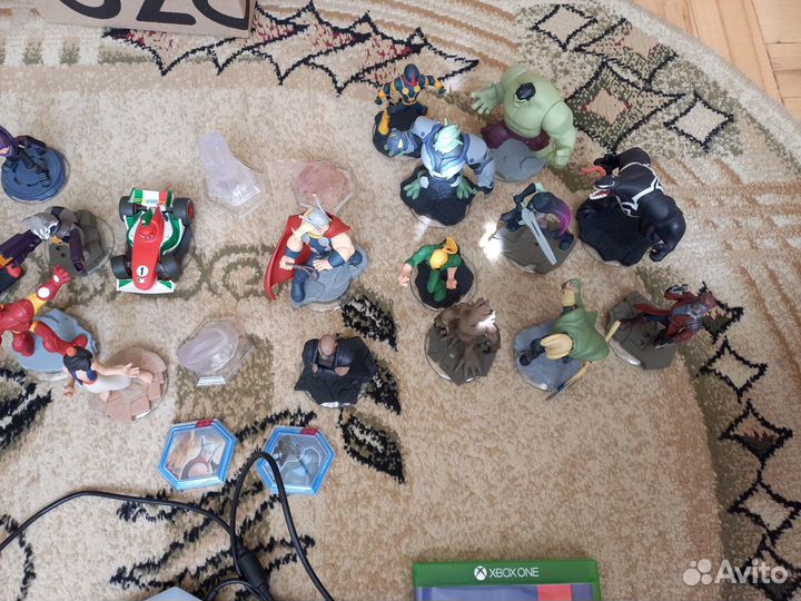 Игра infiniti 2.0 для x box+фигуры