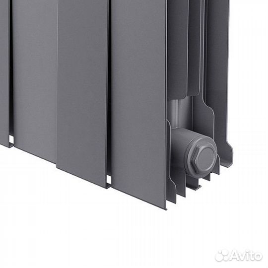 Биметаллический секционный радиатор отопления Roya