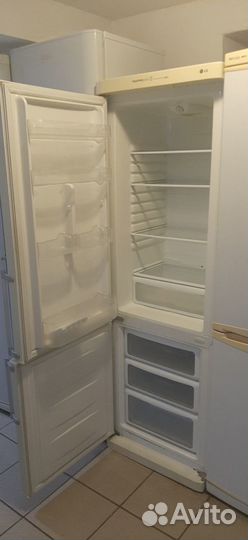 Холодильник LG