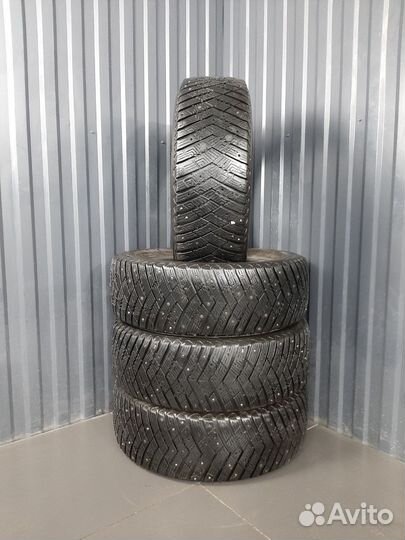 Goodyear UltraGrip Ice Arctic SUV 235/60 R18 107T