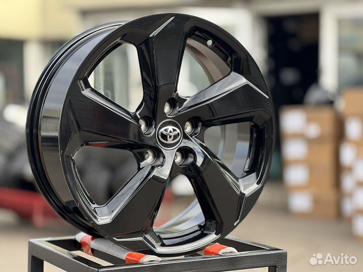 Диски R18 rav 4 toyota Black