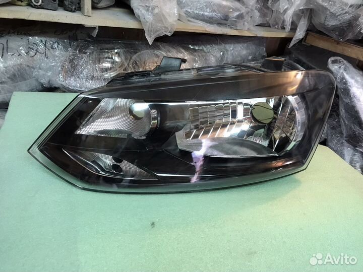 Фара левая и правая Volkswagen Polo 5 оригинал