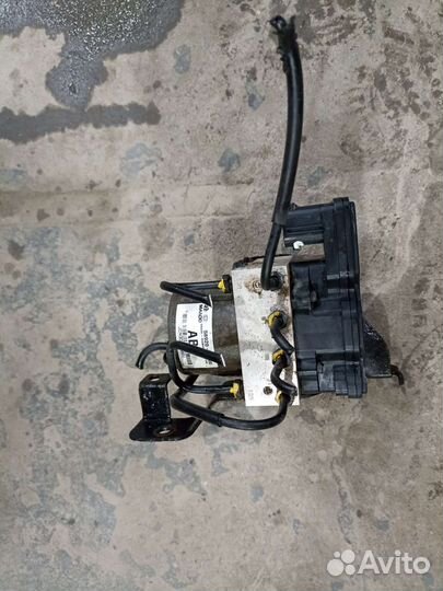 Блок ABS Hyundai Solaris 10-17г