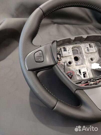 Руль Renault Duster