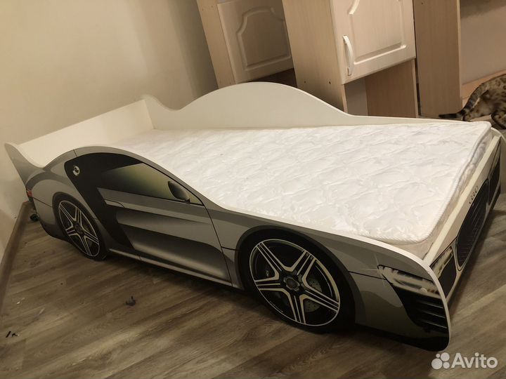 Продам детскую кровать