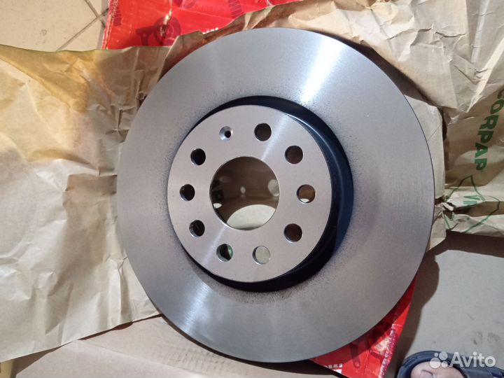 Диск тормозной audi A3 VW golf V VI passat tiguan