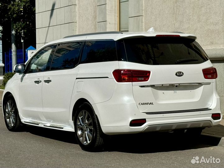 Kia Carnival 2.2 AT, 2020, 62 500 км