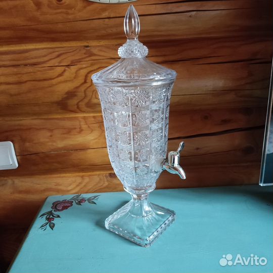 Лимонадница с краном