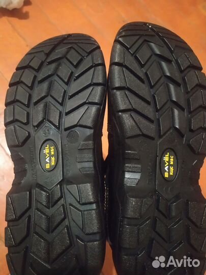 Костюм рабочий и ботинка 41 размер