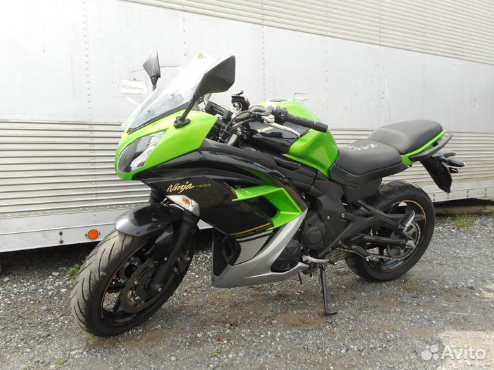 Kawasaki ninja 400R No. B10618