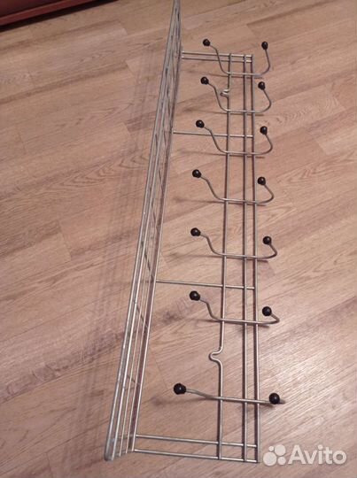 Вешалка настенная