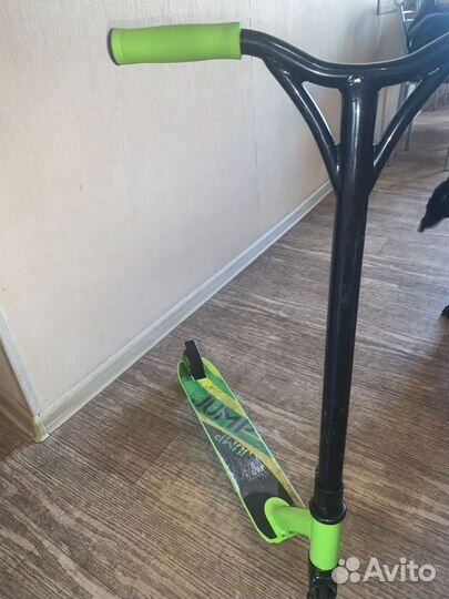 Трюковой самокат