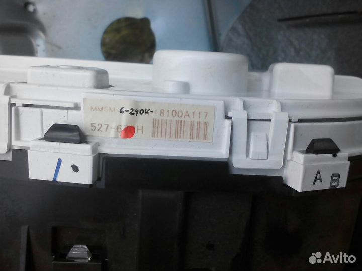 Панель приборов mitsubishi outlander xl