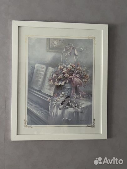 Постер в белой раме