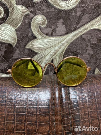 Солнцезащитные очки для маленьких животных