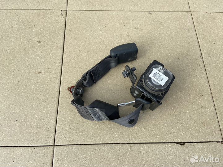 Ремень безопасности задний средний Kia cerato 2