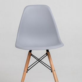 Стул обеденный eames