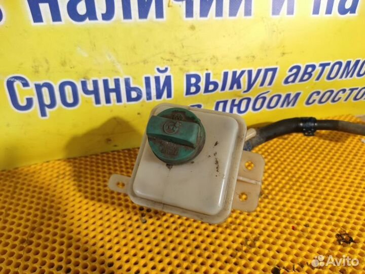 Бачок гур Chery Fora 1.6