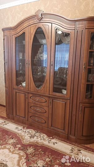 Шкаф сервант и комод