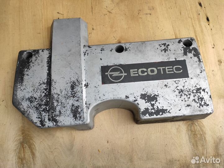 Накладка декоративная Y22DTR на Opel Vectra C