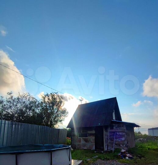 Дом 30 м² на участке 6,2 сот.