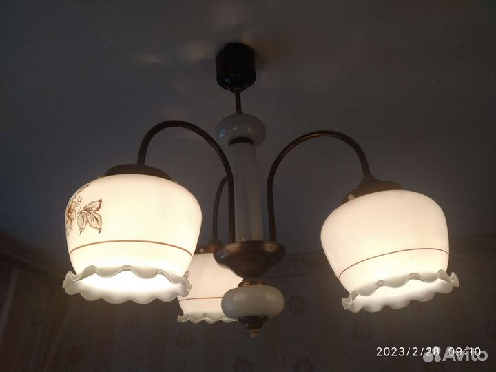 Люстры потолочные б/у