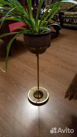 Подставки под цветы. Под кашпо цена за одну