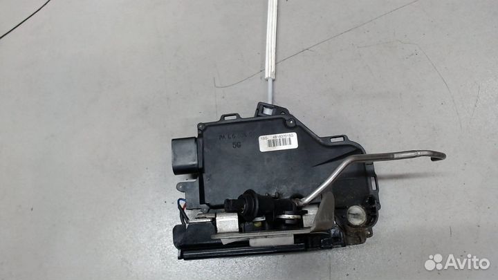 Замок двери Audi A6 (C5), 2004