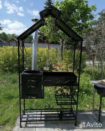 Мангал с крышей