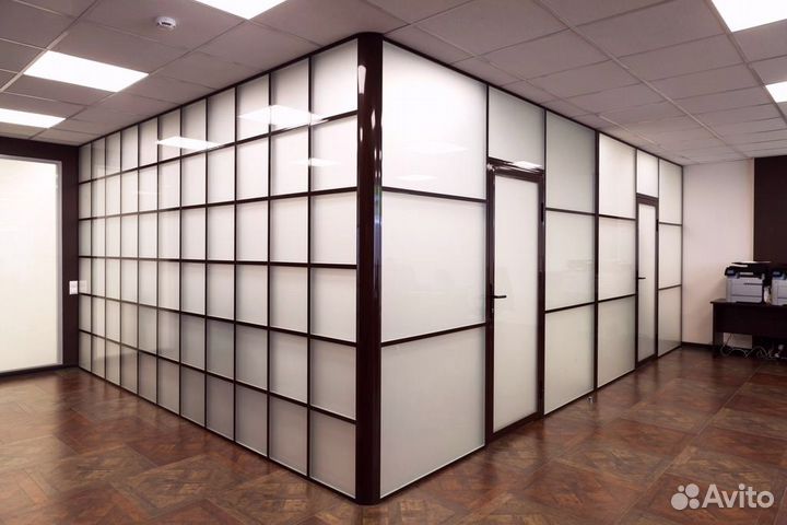 Офисные перегородки из стекла в Москве