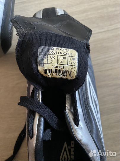 Футбольные Бутсы Umbro 39 размер бу