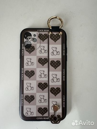 Чехол на iPhone 13