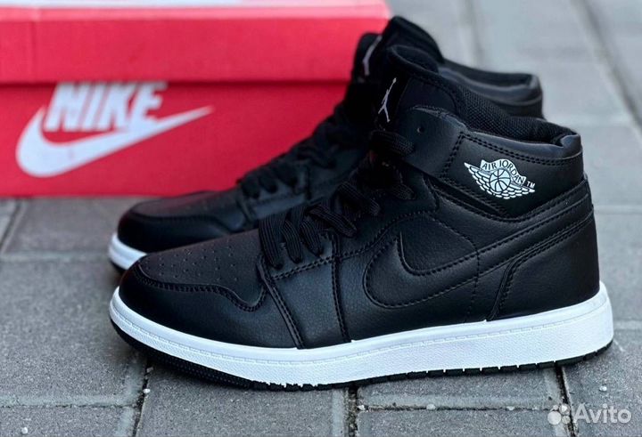 Кроссовки Nike Air Jordan 1