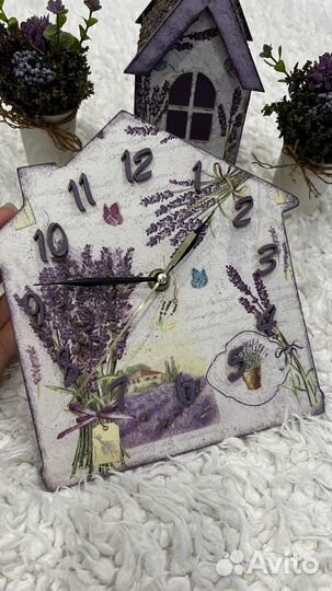 Чайные домик, часы