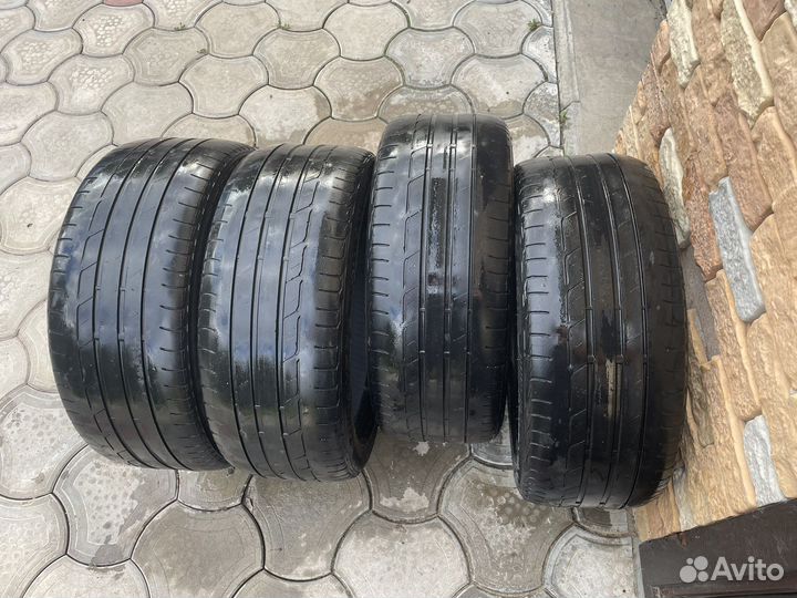 Bridgestone Turanza T001 225/45 R17