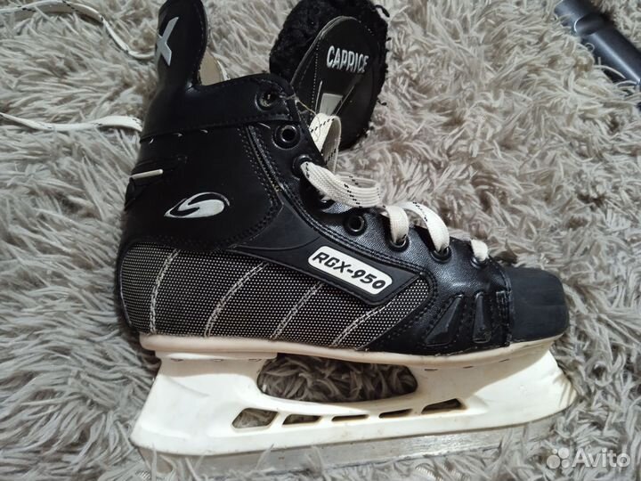 Коньки хоккейные