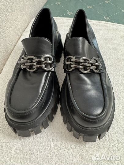 Лоферы женские