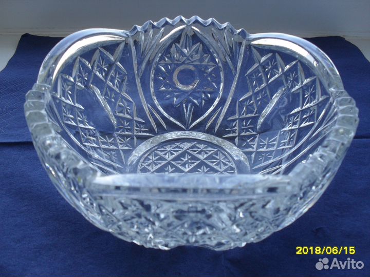 Хрустальный салатник (конфетница)